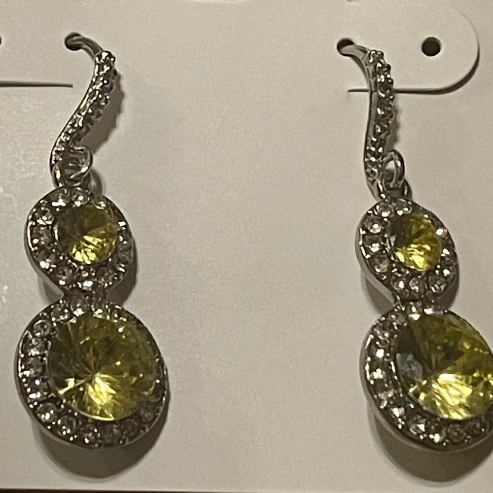 NWT Charter Club dangle yellow crystal Earrings silver tone
